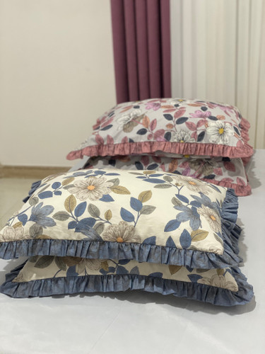 روبالشی چین دار